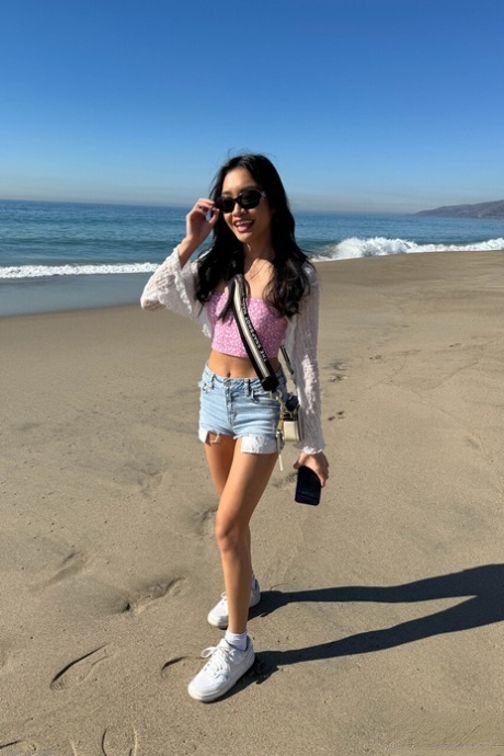 novia asiática porno en alta definición foto