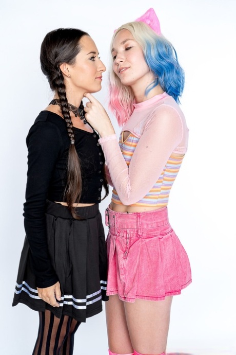 レズビアンコスプレ ホットヌード 写真