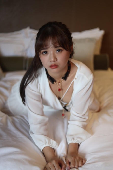 asian girlfriend pretty images