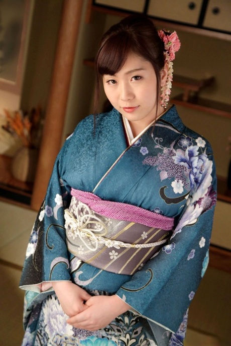 beautiful japanese hot nude picture
