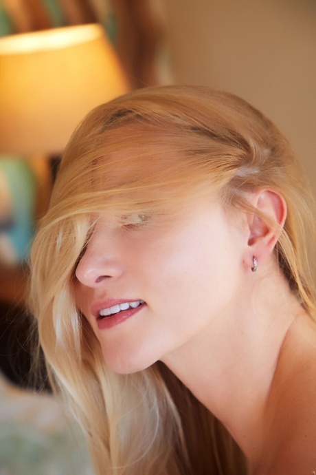 cute blonde free sex archive