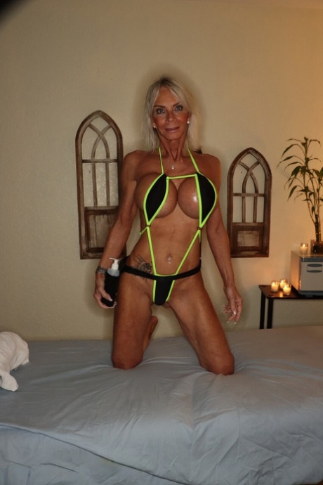 sexy gilf exclusief hd archief