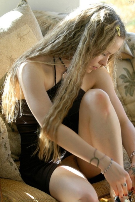 skinny model hot nude archive