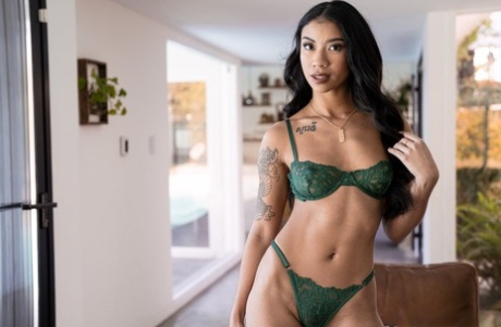 Shemale fickt Mädchen exklusive hübsche foto