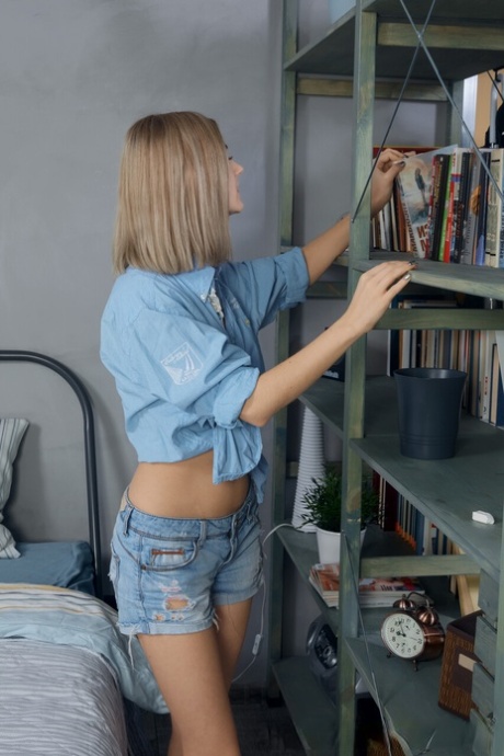 ティーンショートパンツ HD 写真