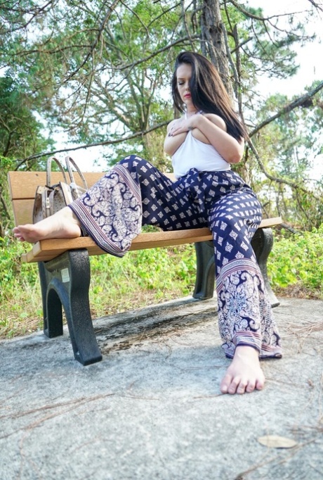 bbw feet free picture
