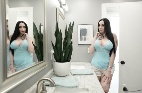 big tits clothed free xxx images