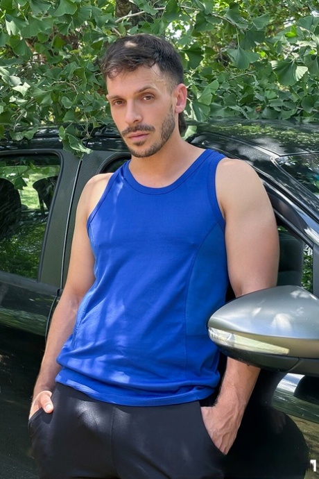 nahí muži hd xxx sbírka