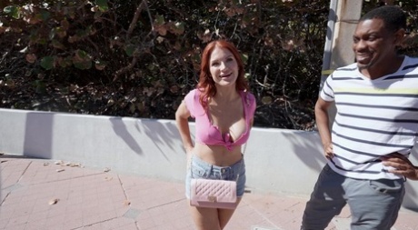 pés de femdom perfeito imagem