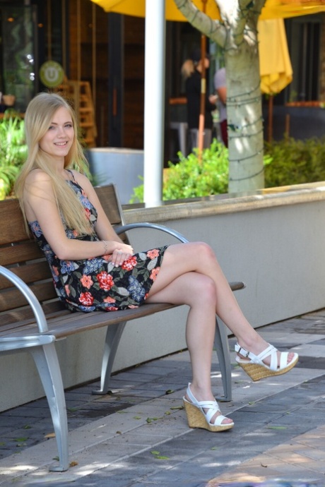 amateur petite beautiful photo