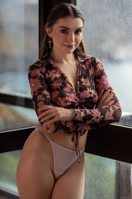 女性に ホット 画像