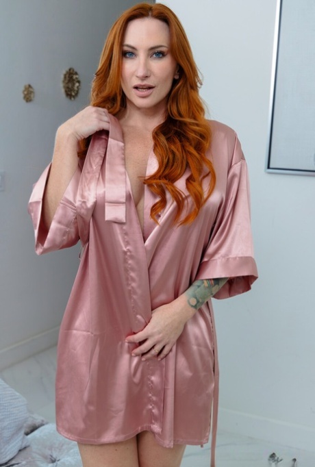 cheating wife pornos photo