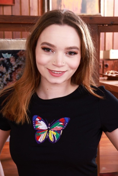clothed teen free sexy pic
