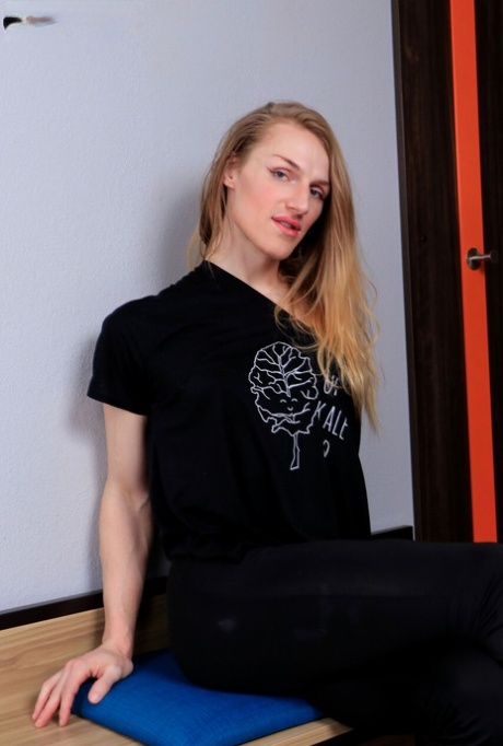 shemale sissy beautiful nude images