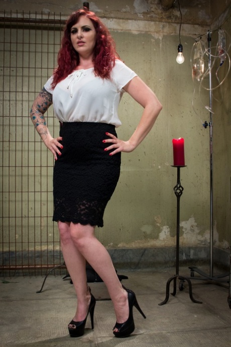 BDSM con curvas exclusivo xxx foto