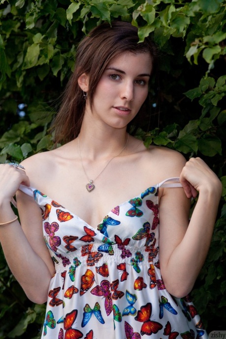 Sommerkleid nacktheit schöne fotos