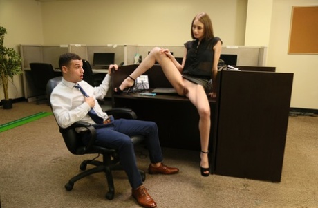 šéf a sekretářka pornografické hd obr