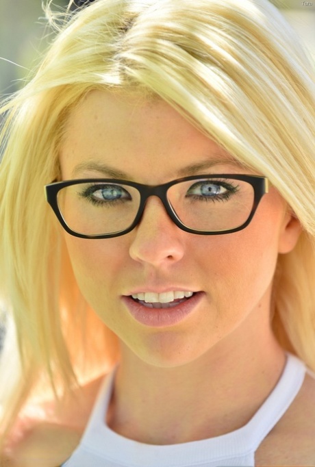 Tara Morgan pretty star pics