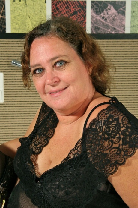fat mature sexy nudes picture